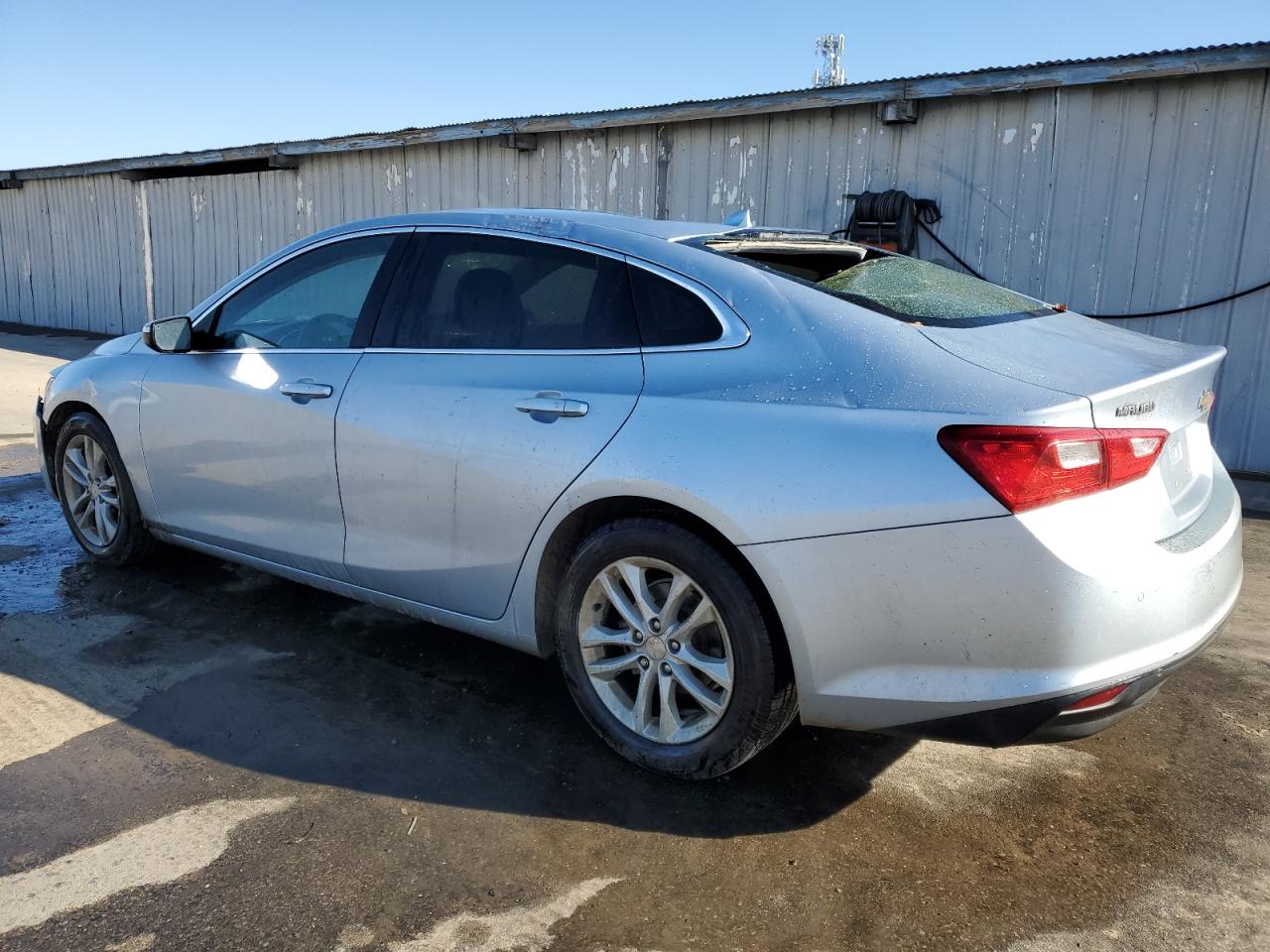 2017 Chevrolet Malibu - Image 2
