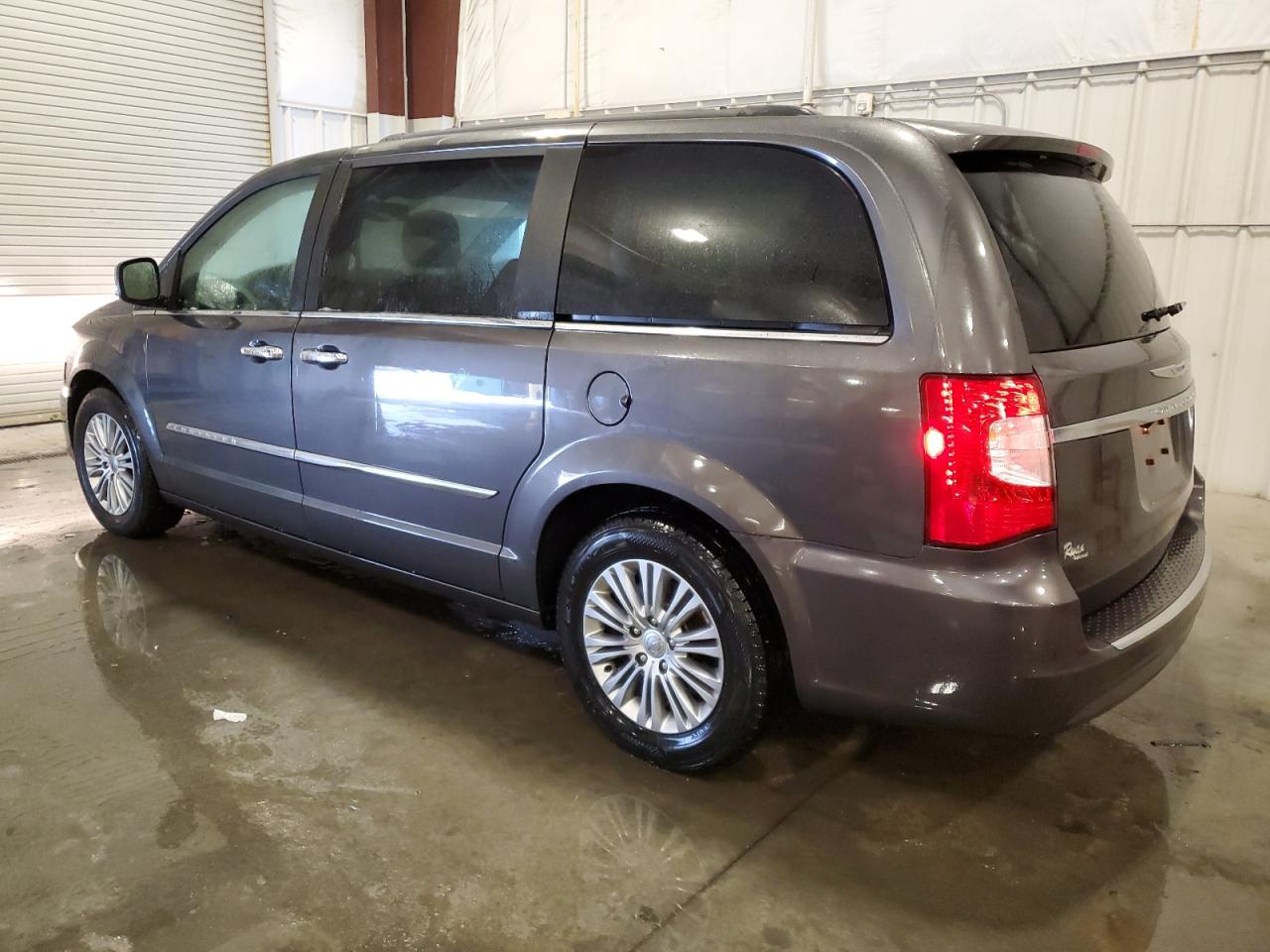 VIN 2C4RC1CG5GR208517 2016 CHRYSLER MINIVAN no.2