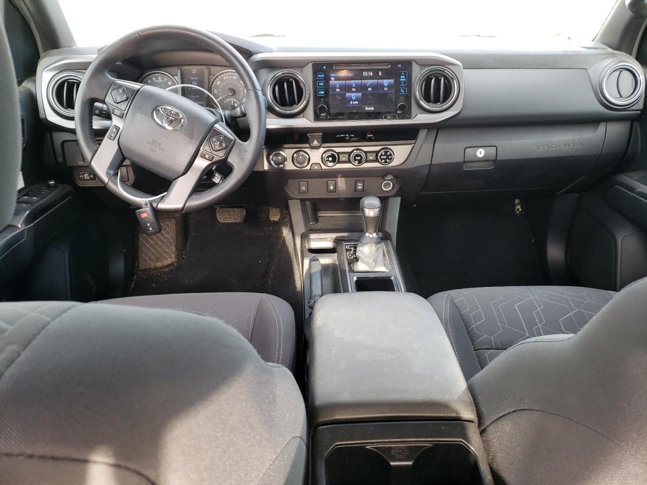 2017 Toyota Tacoma - Image 8