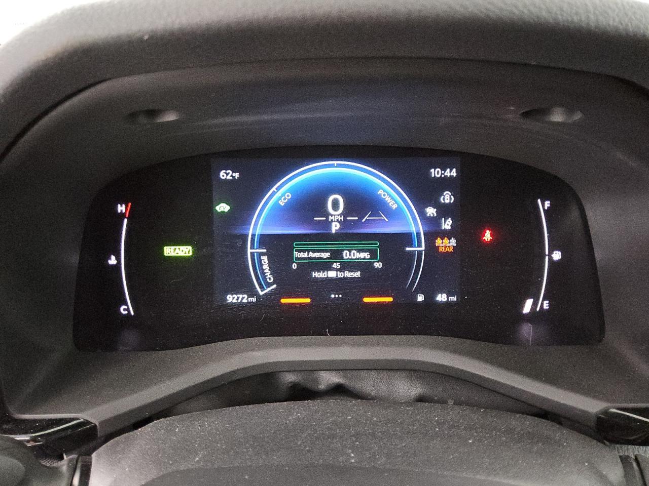 2025 Toyota Camry - Image 9