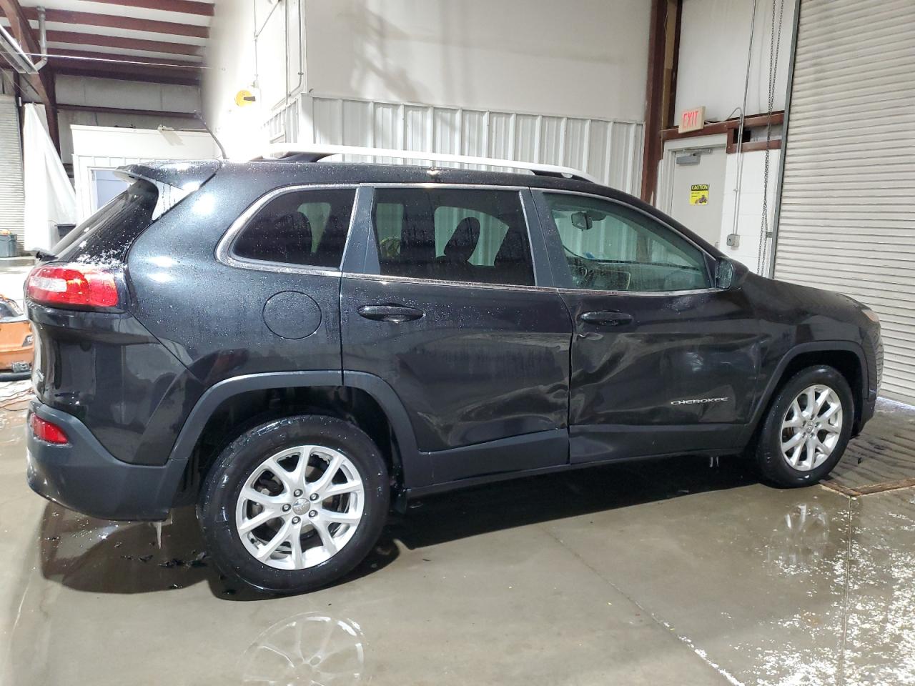 2015 Jeep Grand Cherokee - Image 3
