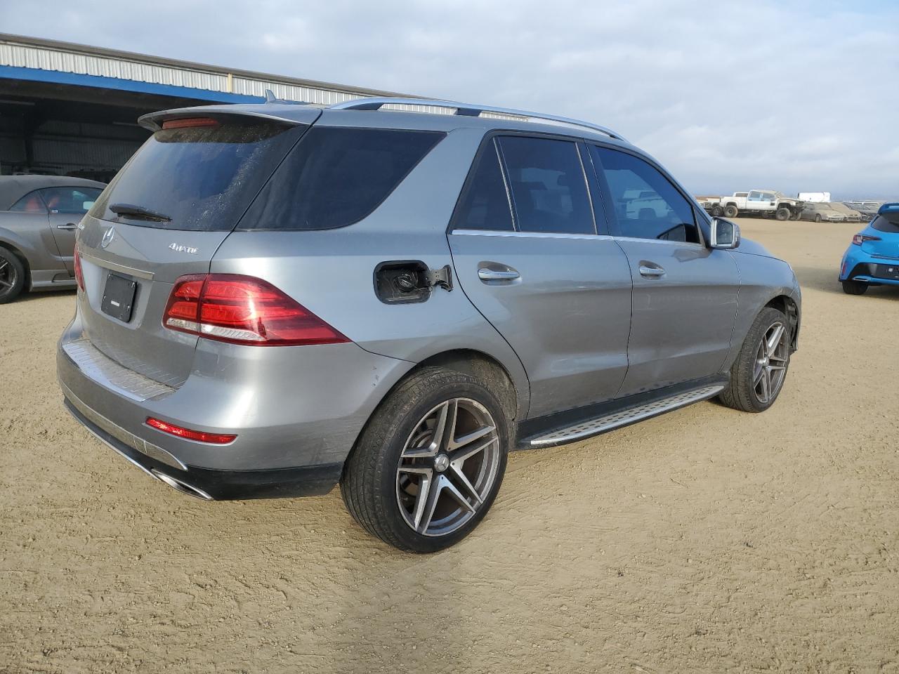2016 Mercedes-Benz GLE - Image 3