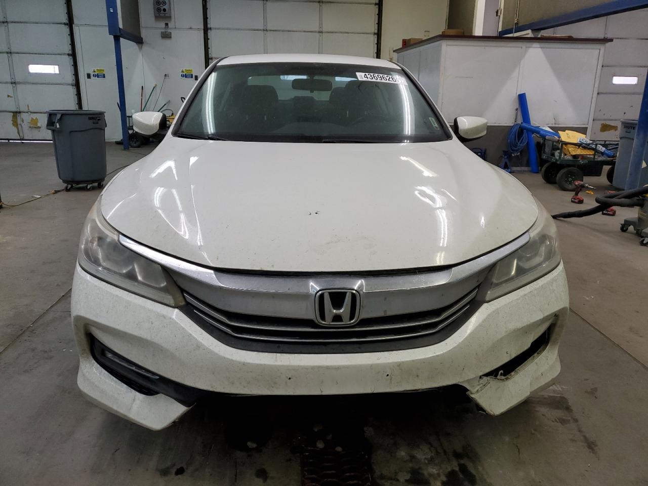 2017 Honda Accord - Image 5