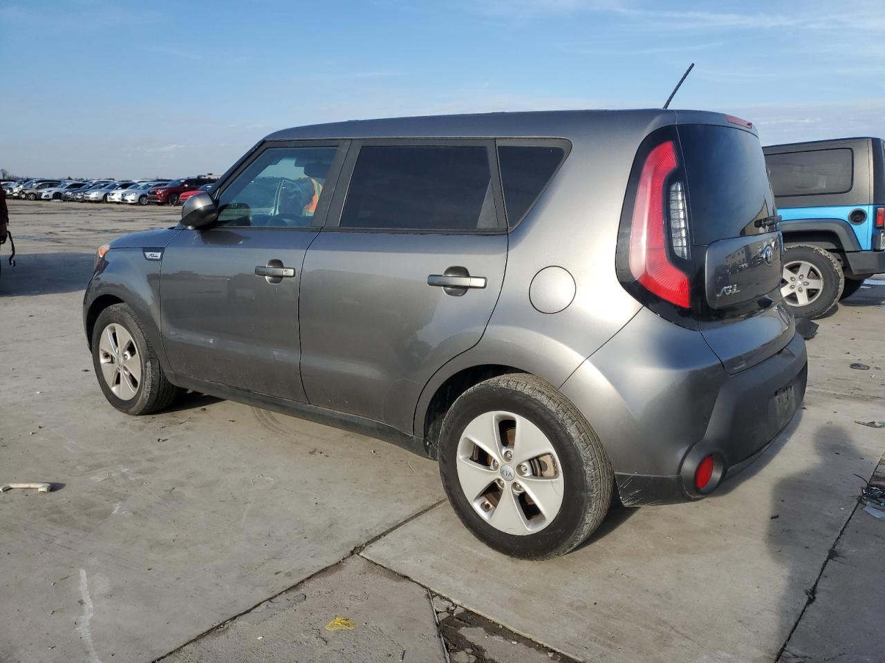 2016 Kia Soul - Image 2