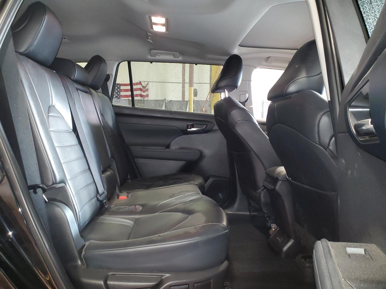 2022 Toyota Highlander Xle VIN: 5TDHZRBH9NS582300 Lot: 41484405