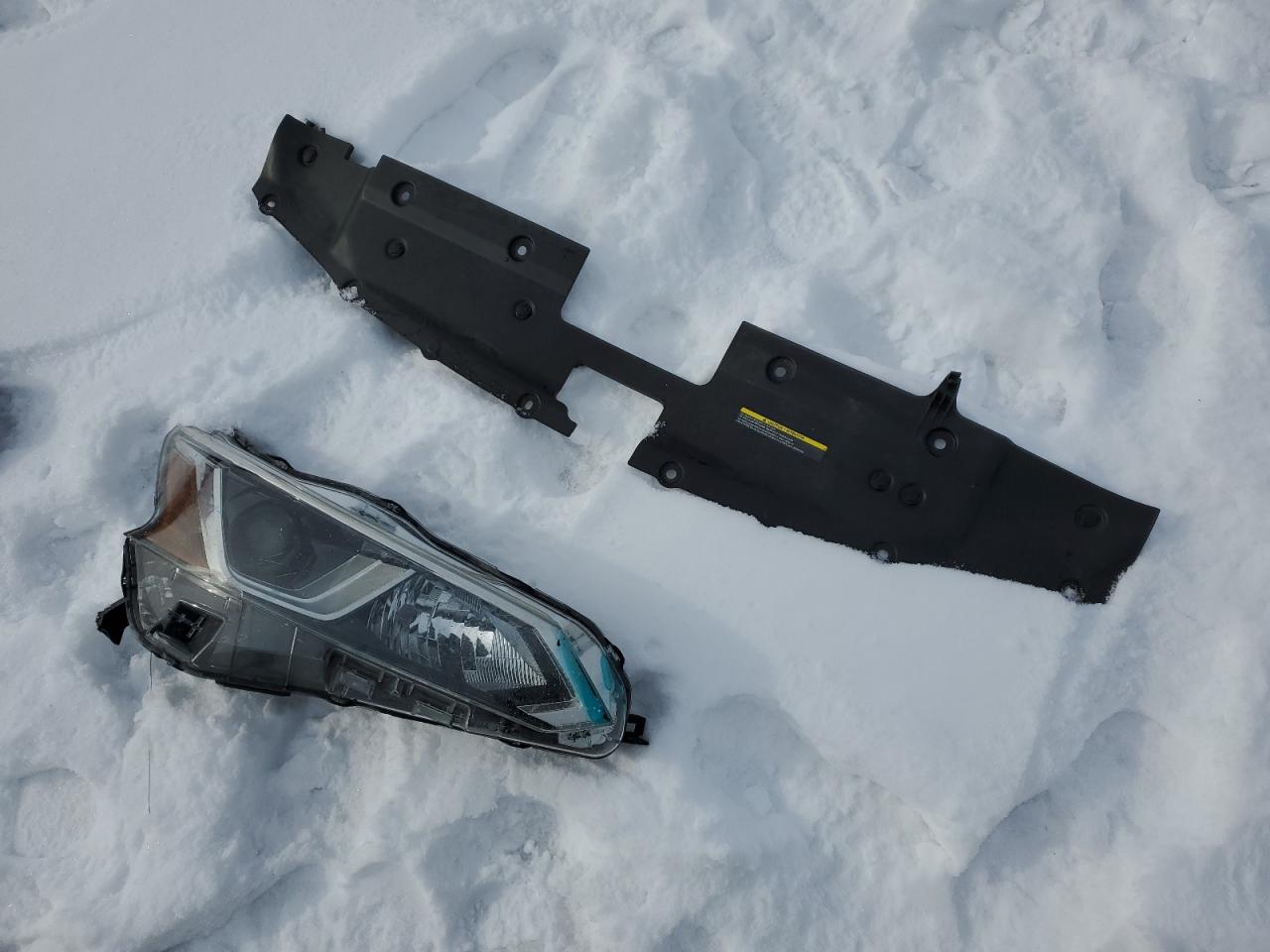 2020 Nissan Altima - Image 14