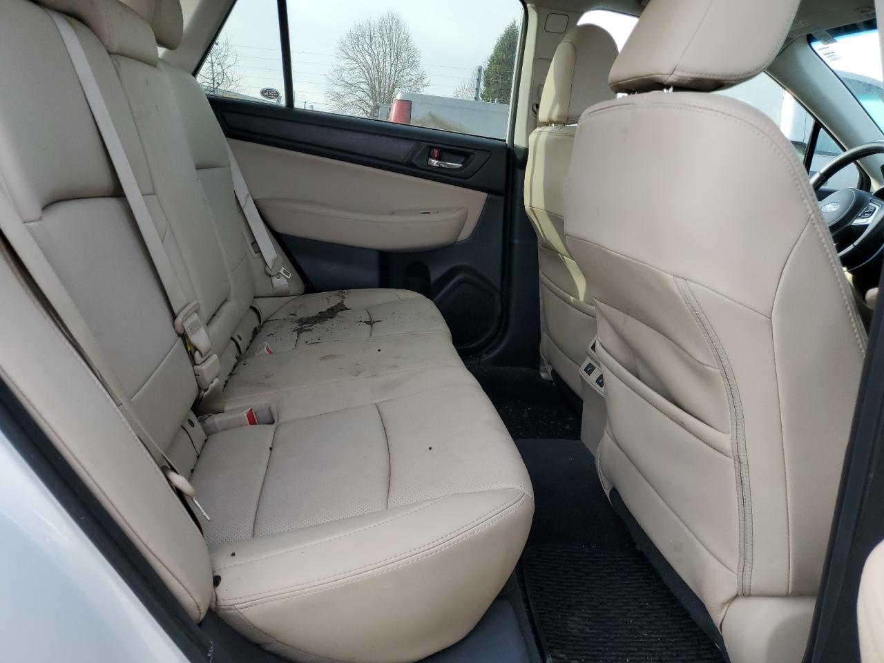2017 Subaru Outback - Image 11