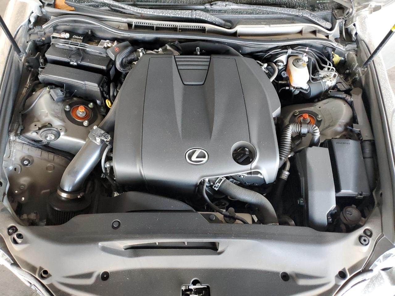2014 Lexus IS - Image 11