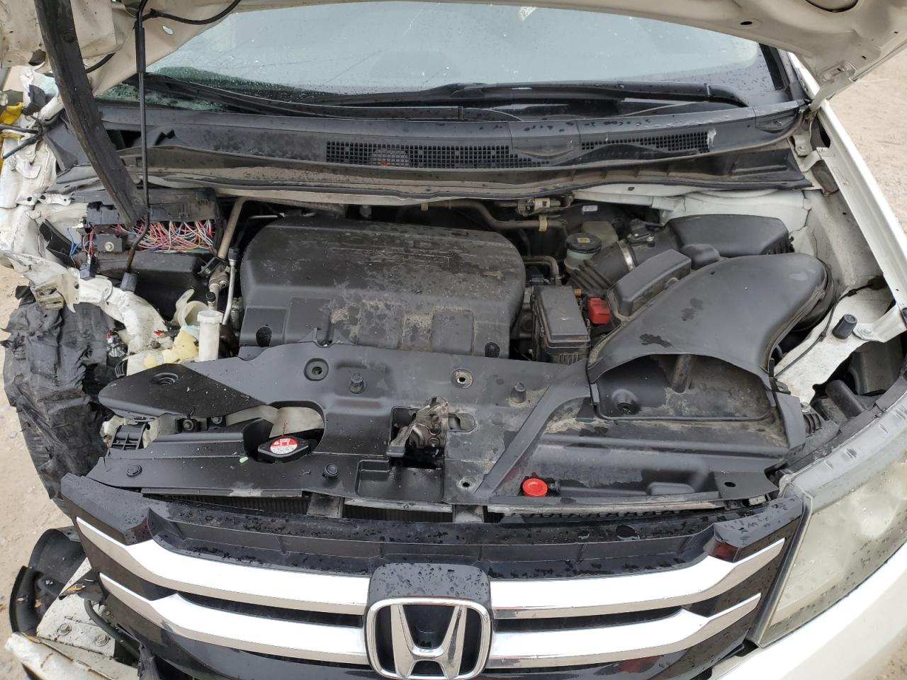 2016 Honda Odyssey - Image 12