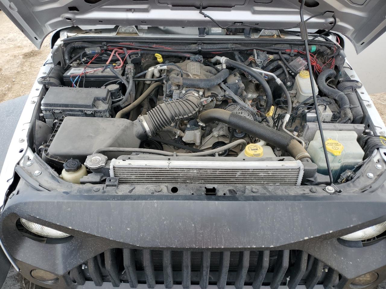 2011 Jeep Wrangler - Image 13