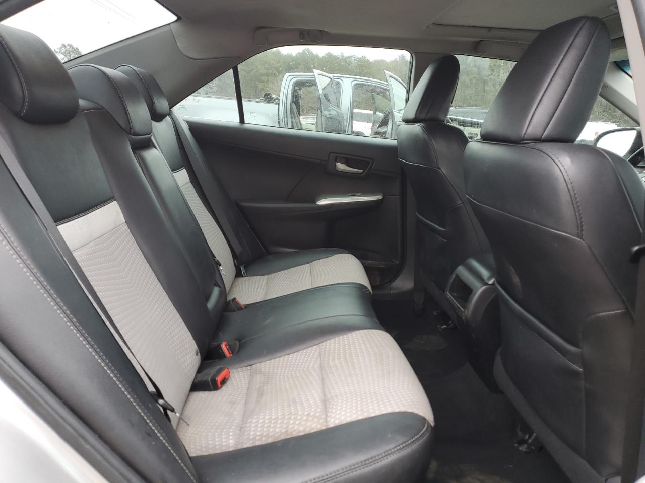 2013 Toyota Camry - Image 11