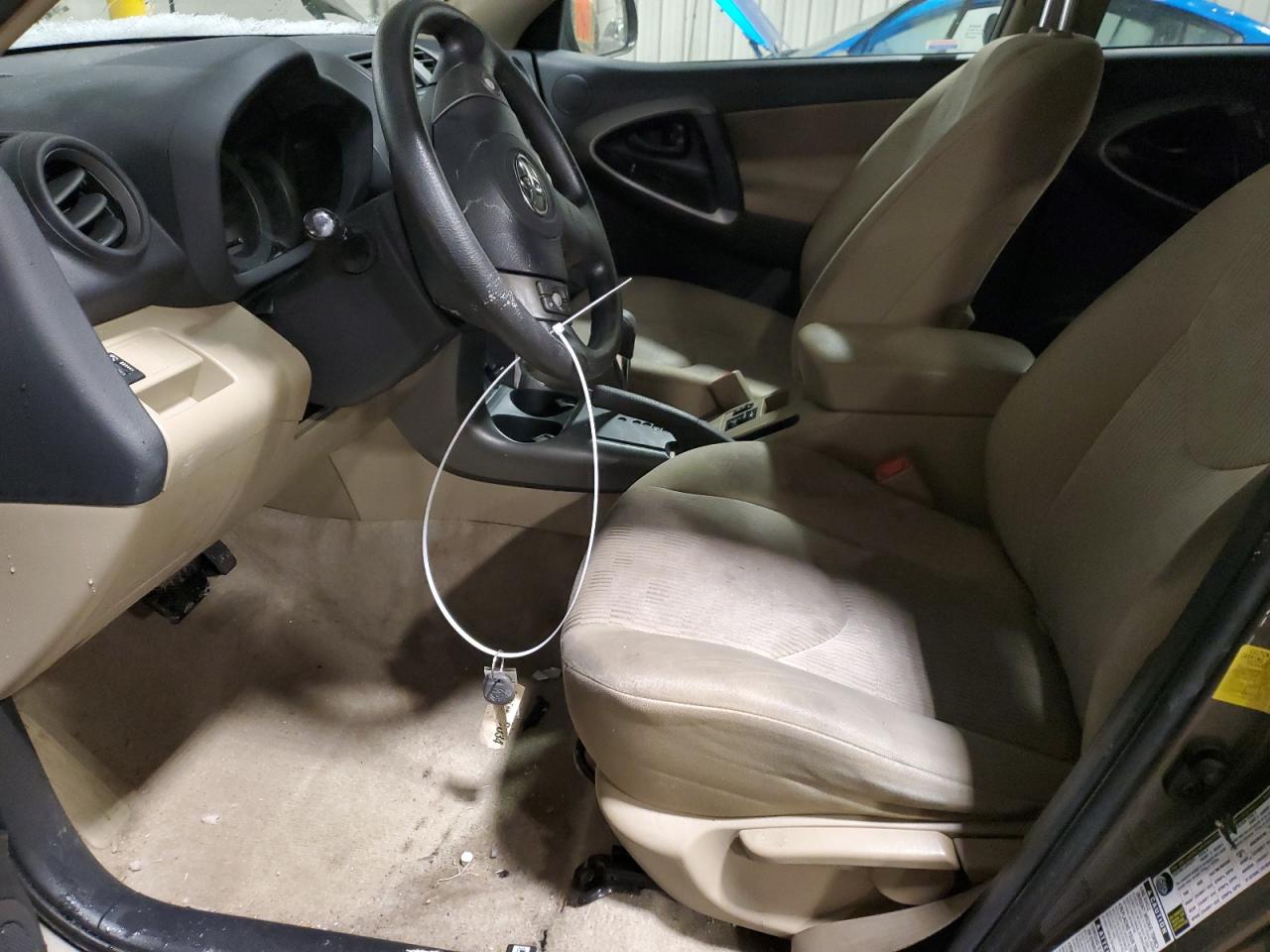 2012 Toyota RAV 4 - Image 7