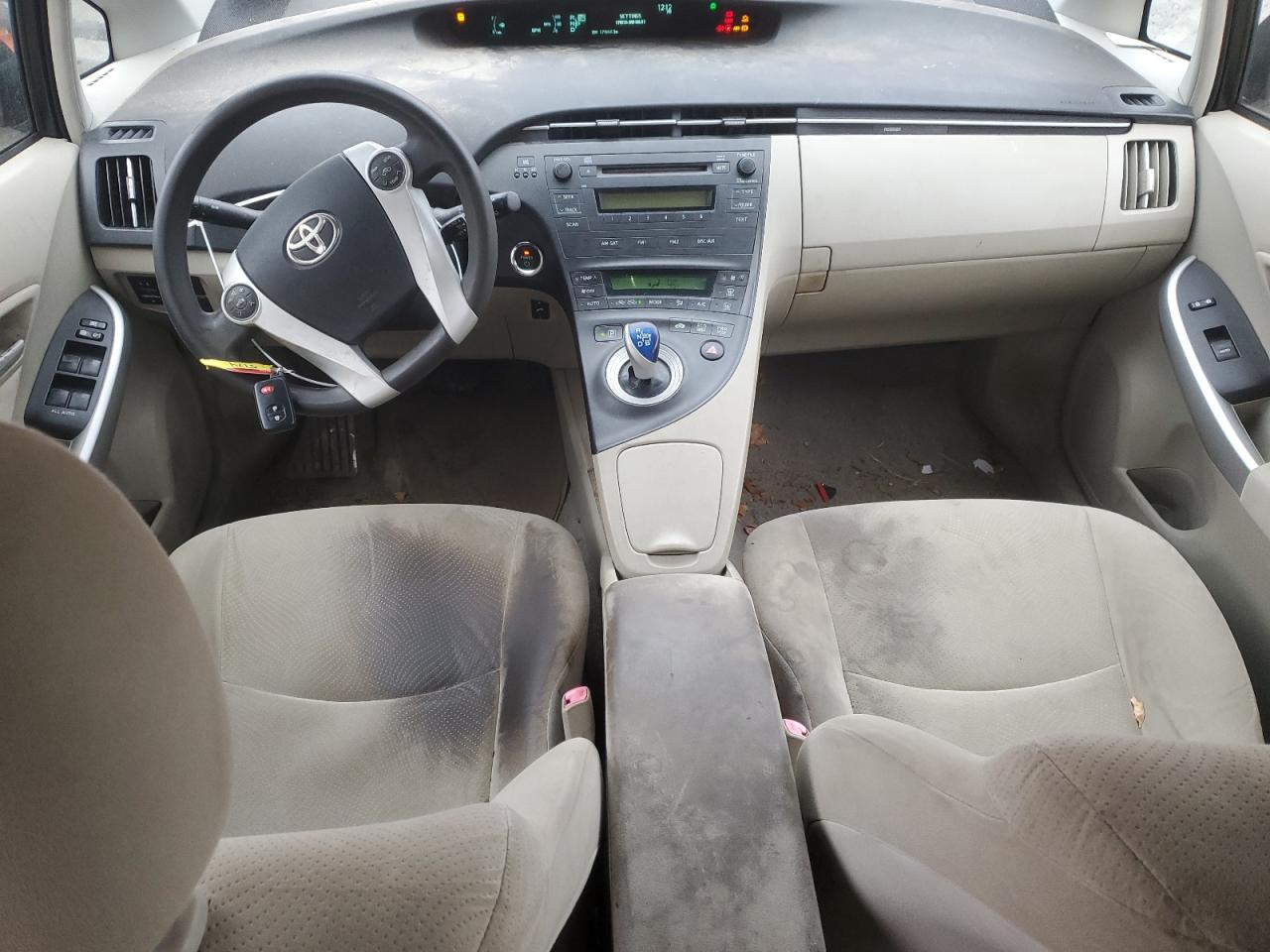 2010 Toyota Prius - Image 8
