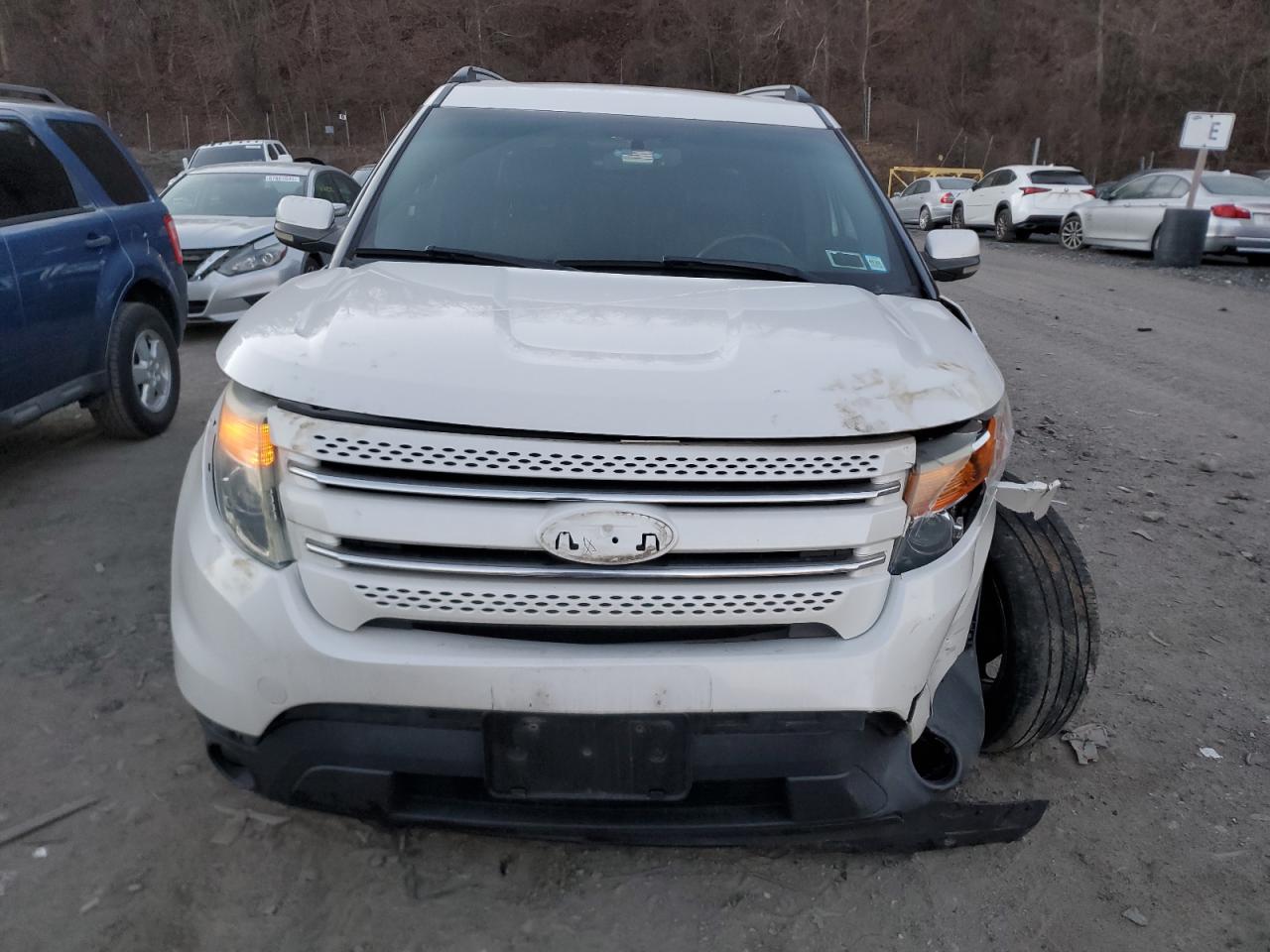 2011 Ford Explorer - Image 5
