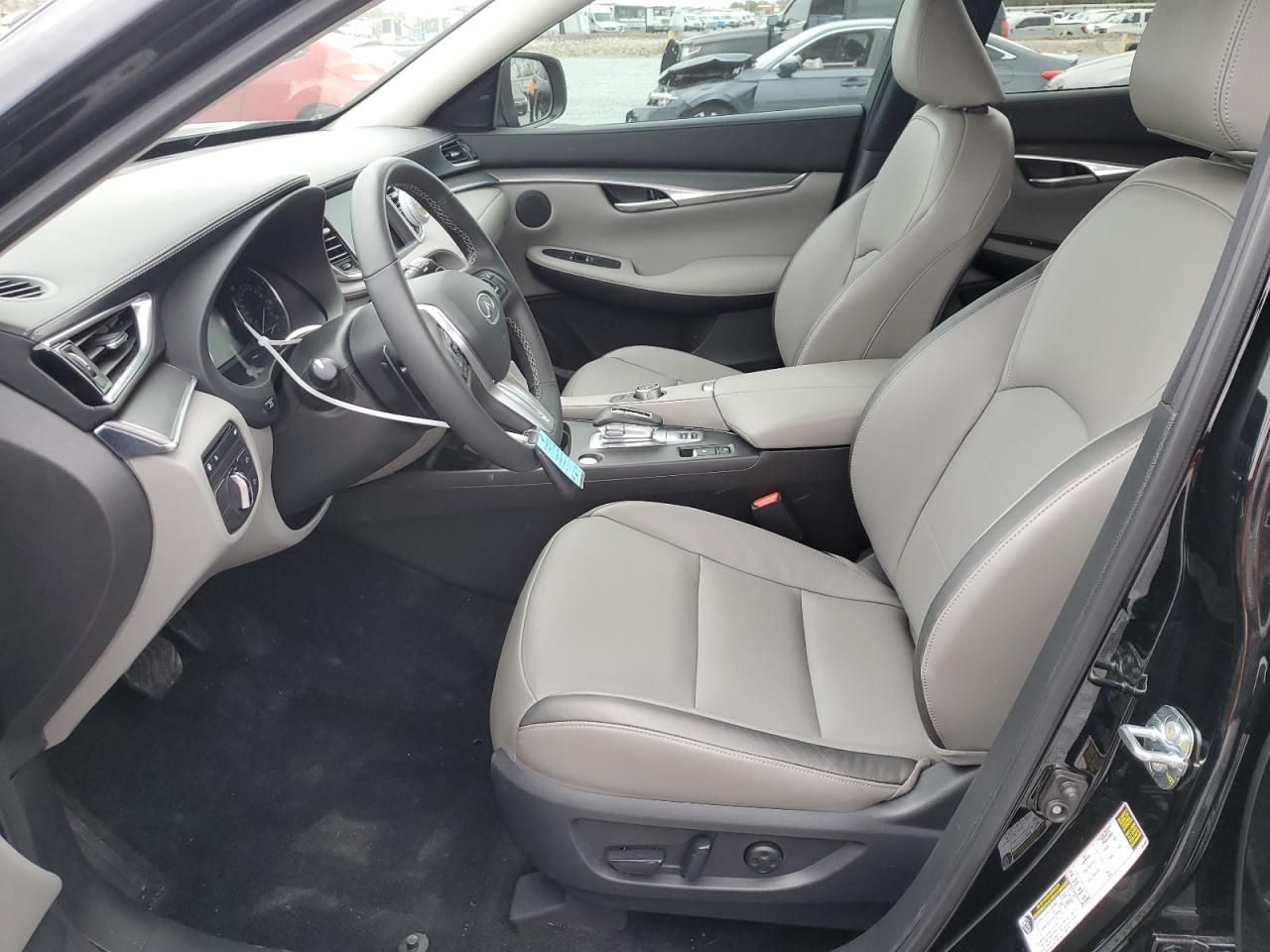 2024 Infiniti QX50 - Image 7