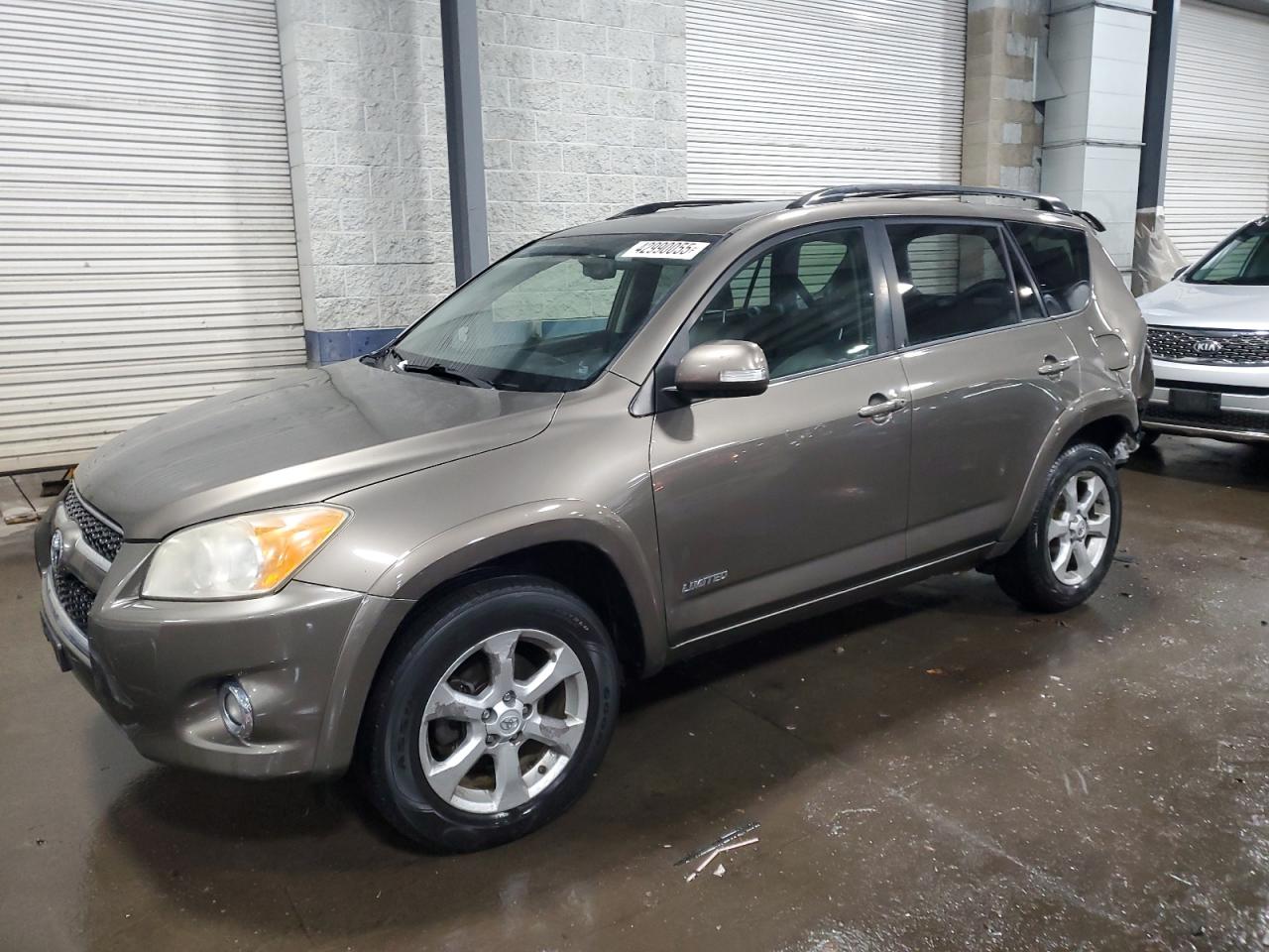 2009 Toyota RAV 4 - Image 1
