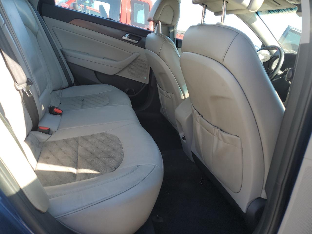 2017 Hyundai Sonata - Image 10