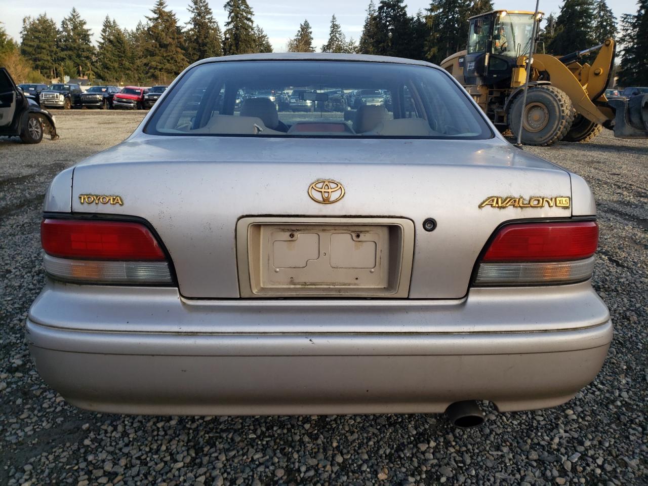 1996 Toyota Avalon - Image 6