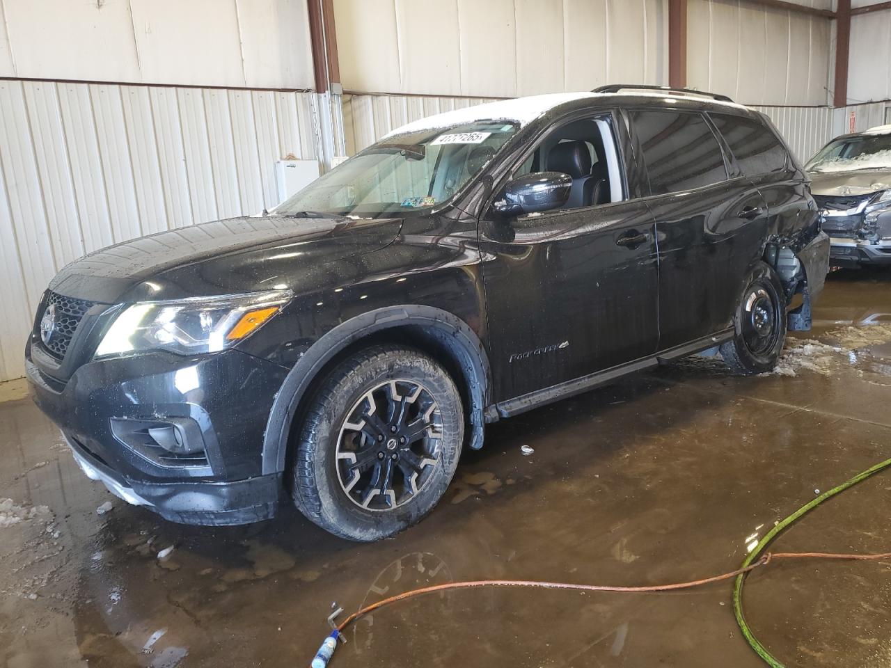 2020 Nissan Pathfinder - Image 1