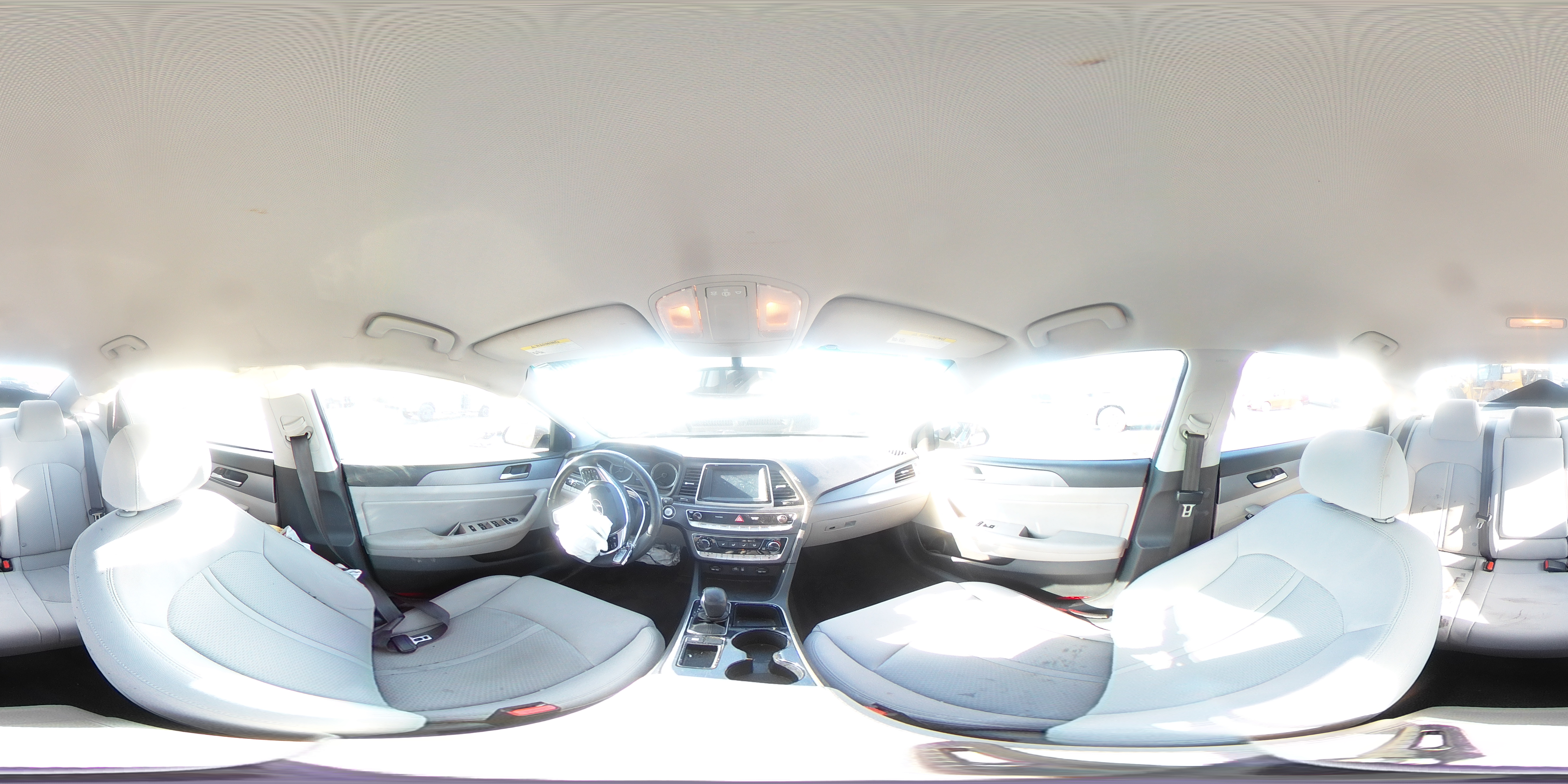 2018 Hyundai Sonata - Image 13