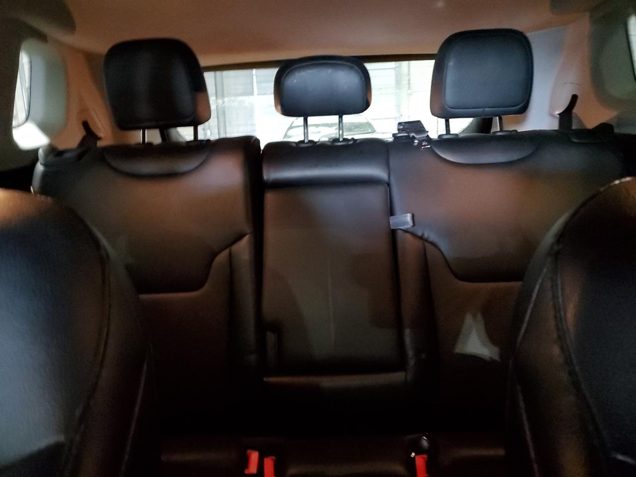 2020 Jeep Compass - Image 10