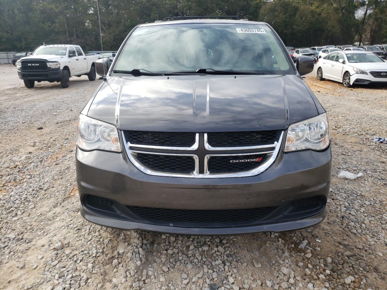 2015 Dodge Caravan - Image 5