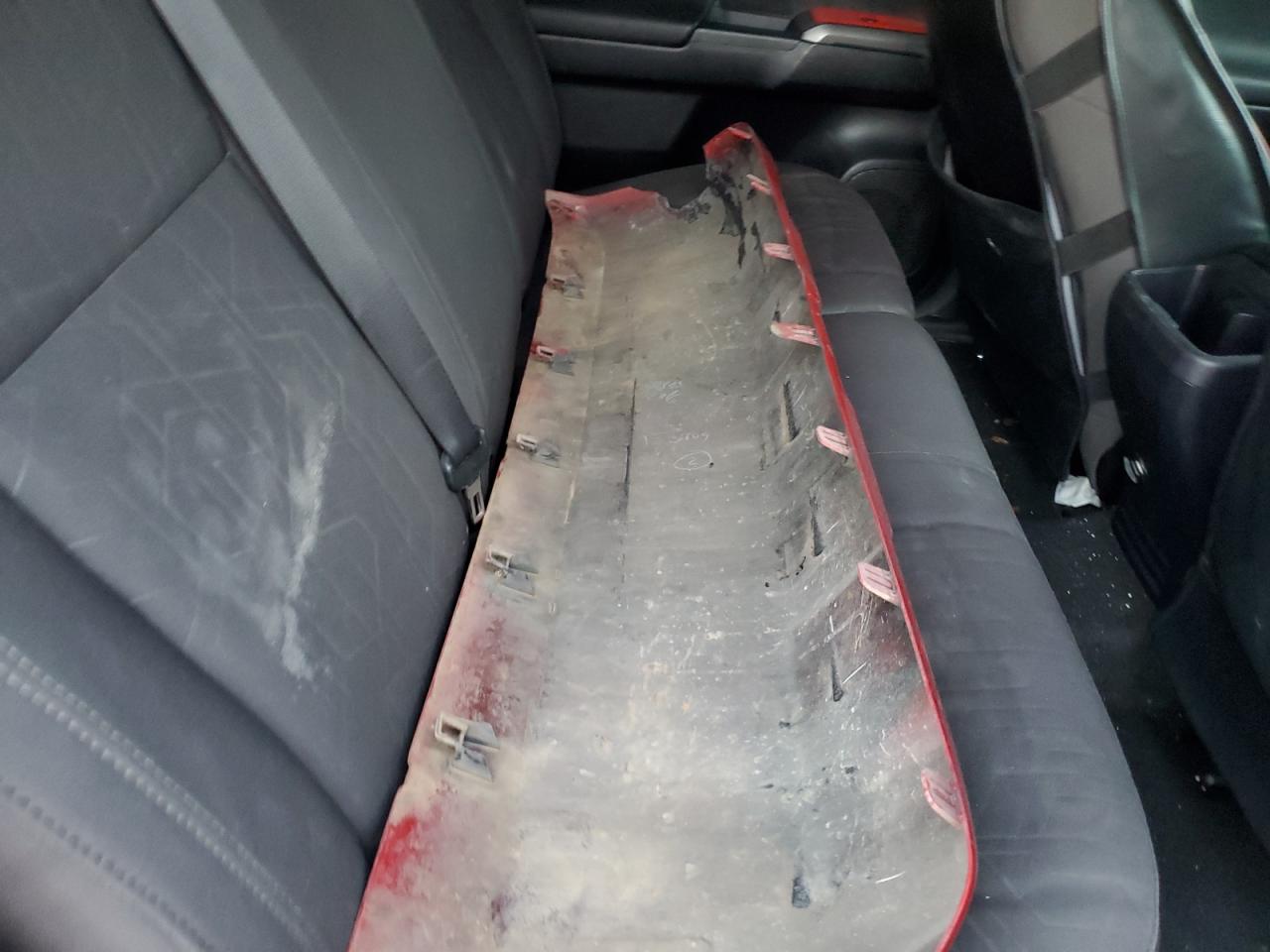 2017 Toyota Tacoma - Image 12