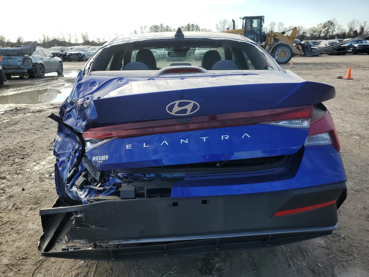 2024 Hyundai Elantra - Image 6