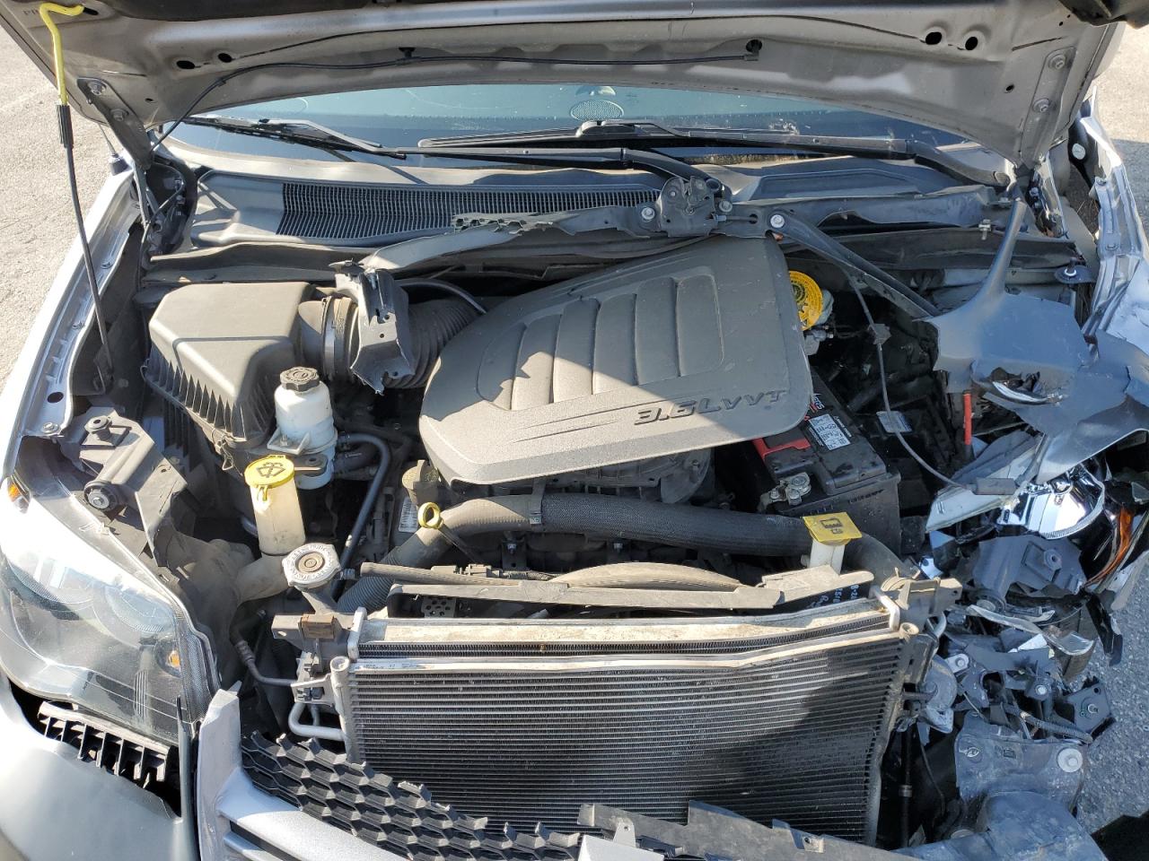 2019 Dodge Caravan - Image 13