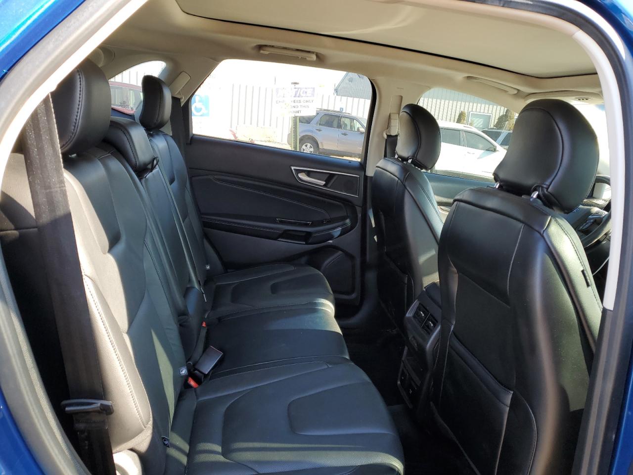2018 Ford Edge - Image 11