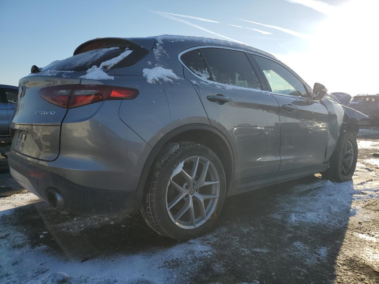2019 Alfa Romeo Stelvio - Image 3