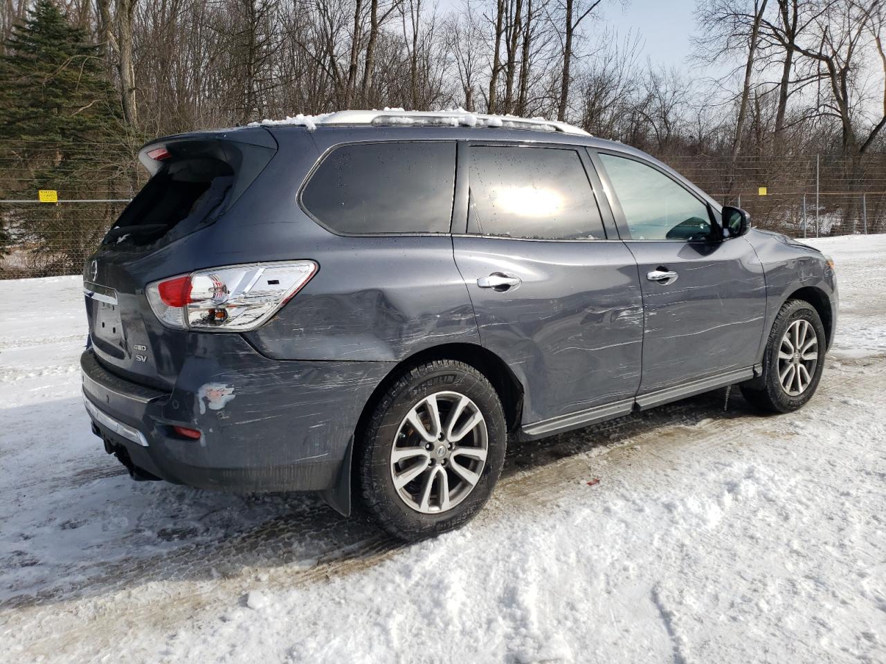 2014 Nissan Pathfinder - Image 3