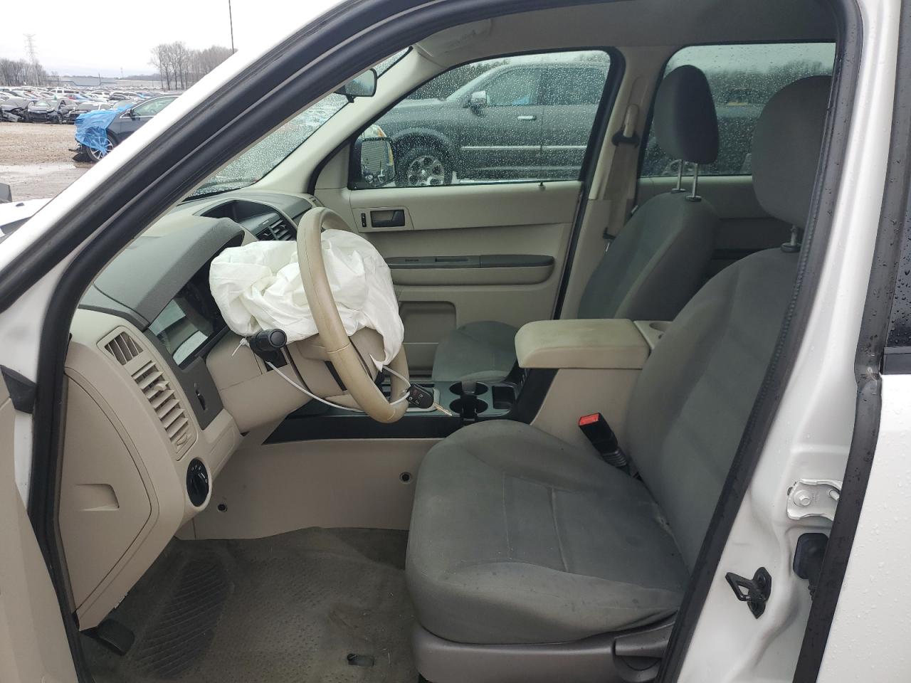 2008 Ford Escape - Image 7