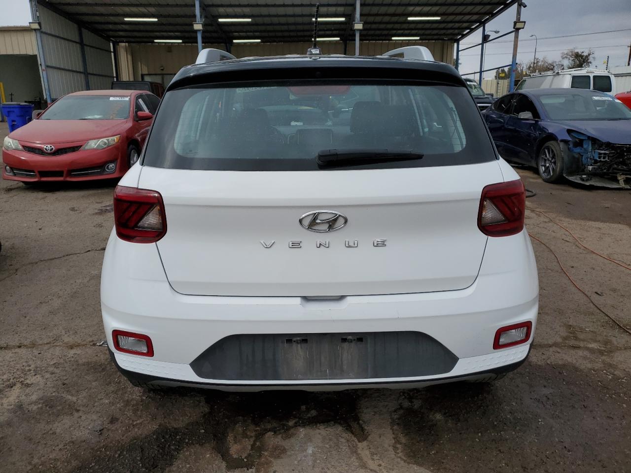 2023 Hyundai Venue - Image 6