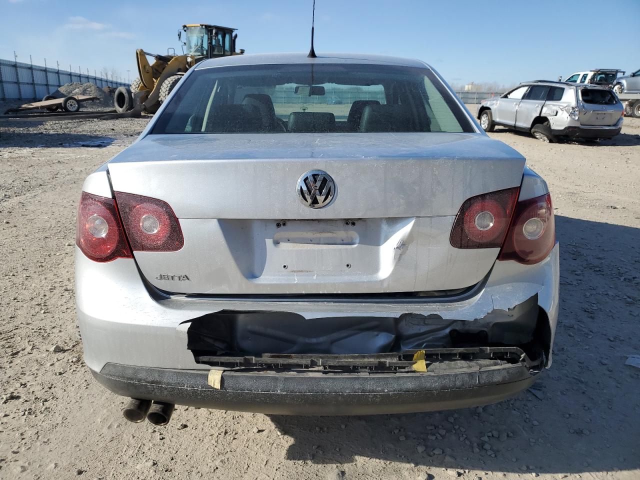 2010 Volkswagen Jetta - Image 6