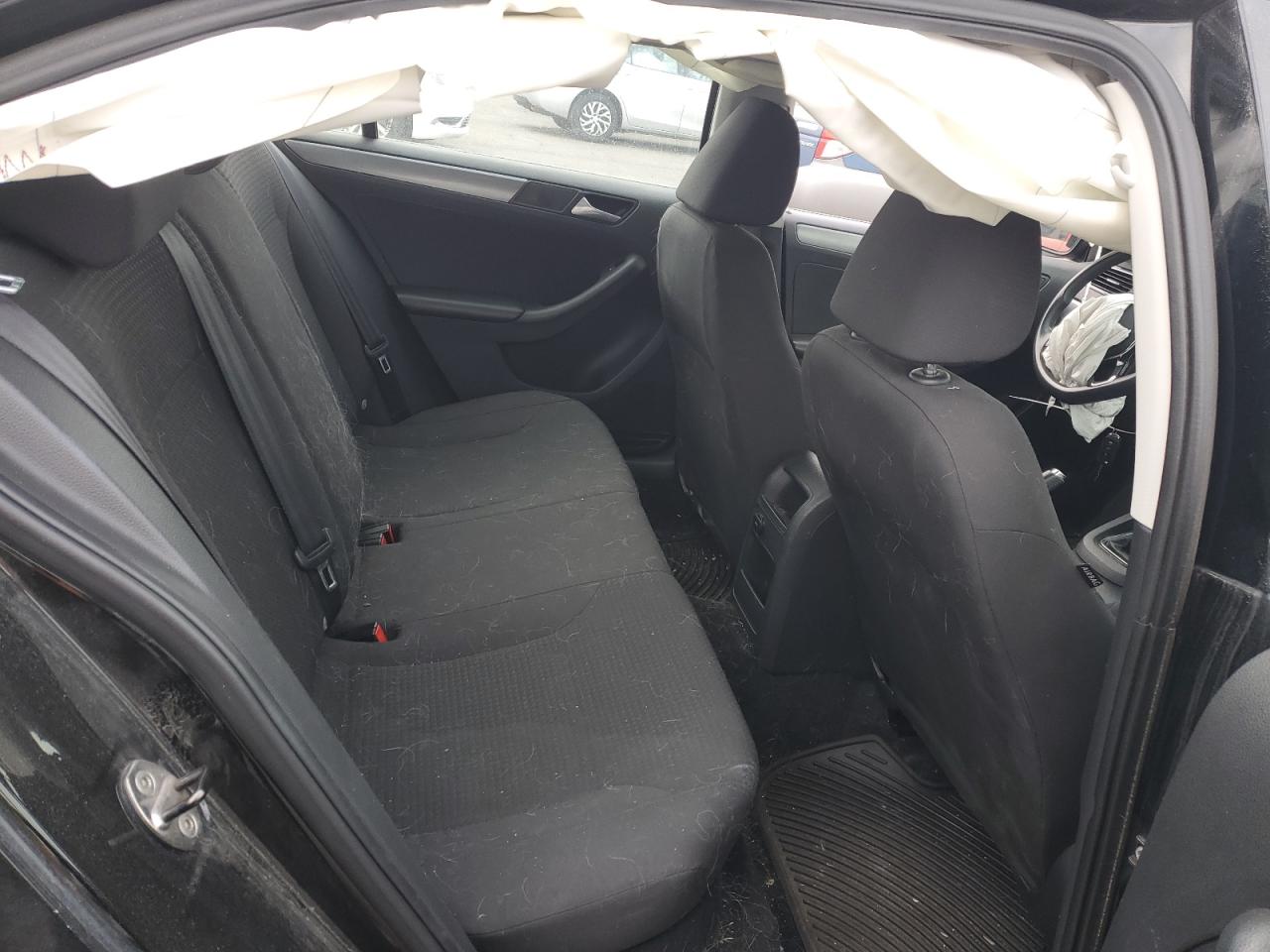 2015 Volkswagen Jetta - Image 10