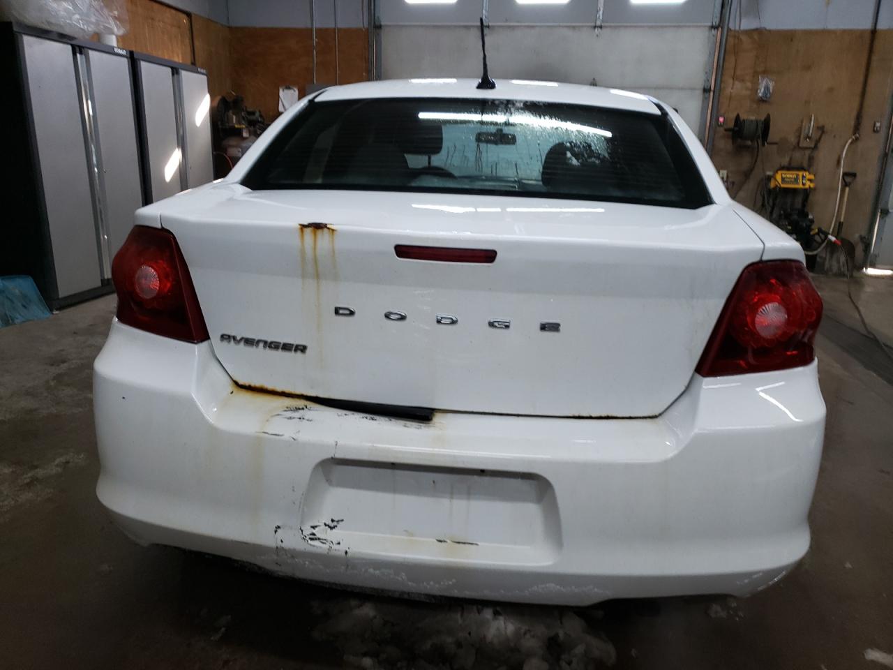 2013 Dodge Avenger - Image 6