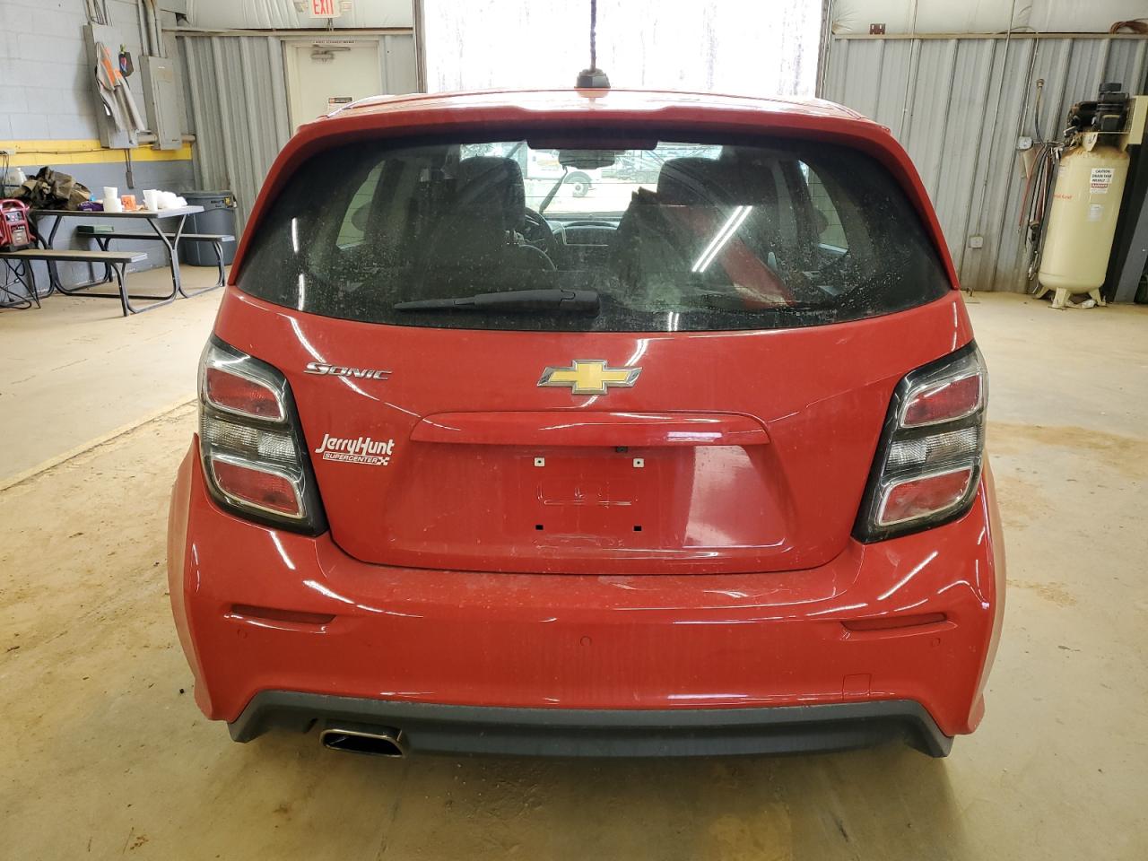 2020 Chevrolet Sonic - Image 6