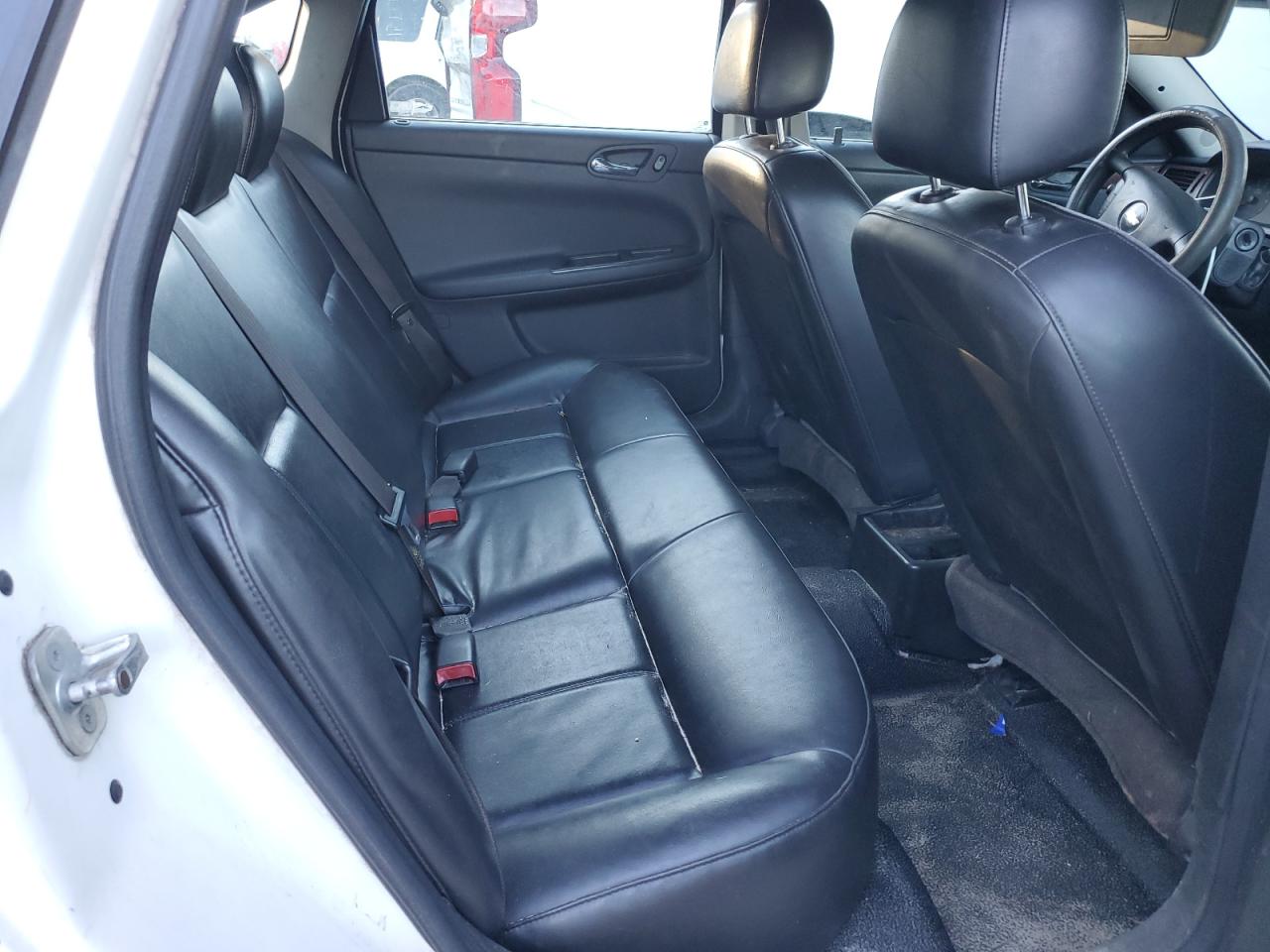 2006 Chevrolet Impala - Image 10