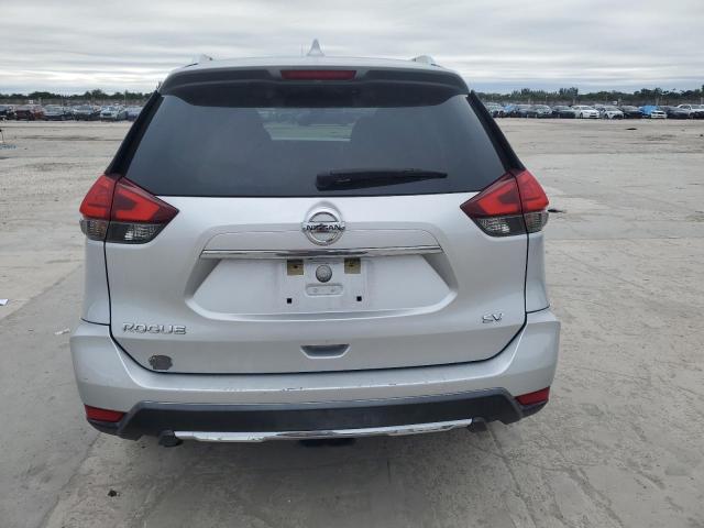  NISSAN ROGUE 2017 Silver