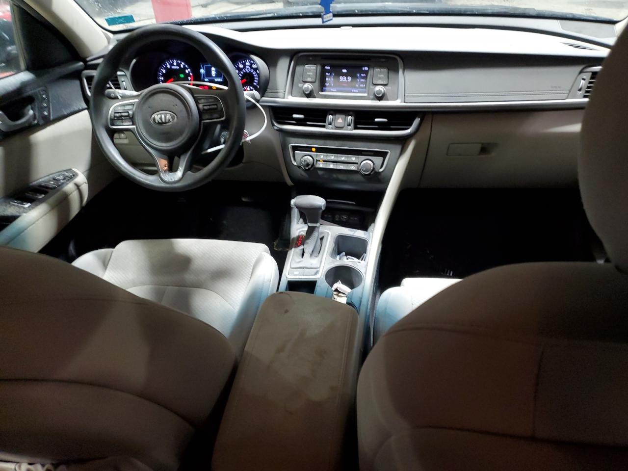 2016 Kia Optima - Image 8