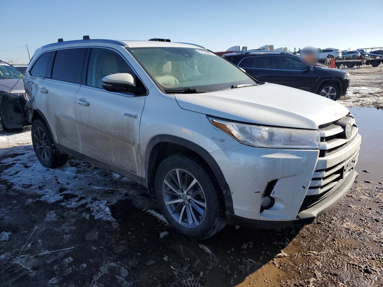 2019 Toyota Highlander - Image 4