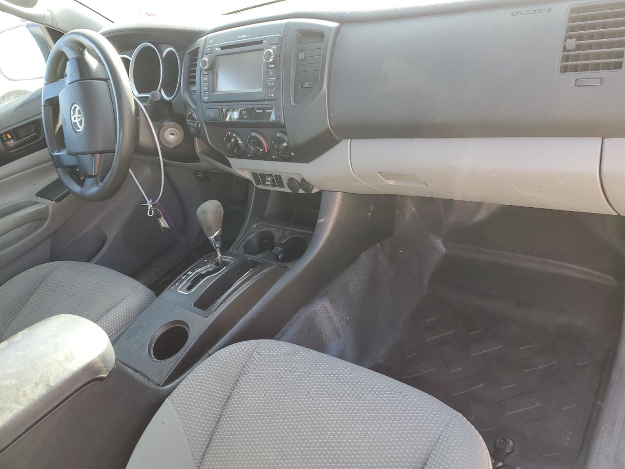 2013 Toyota Tacoma - Image 8