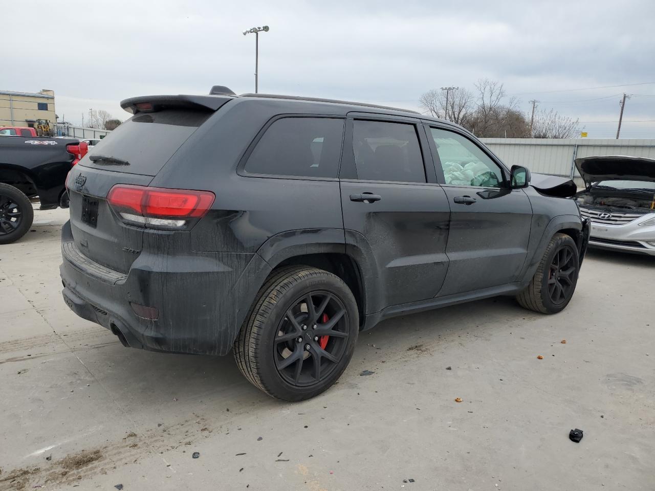 2018 Jeep Grand Cherokee - Image 3