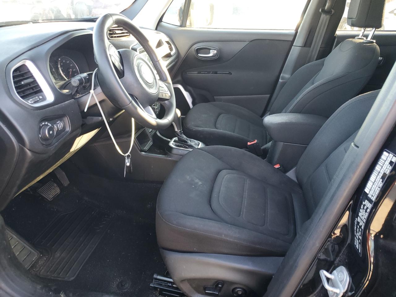 2018 Jeep Renegade - Image 7