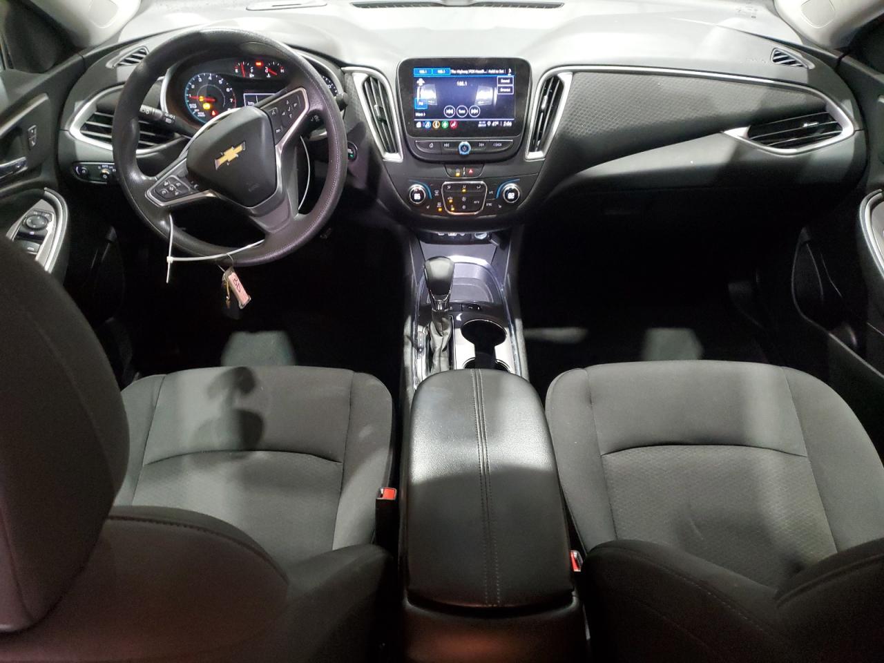 2023 Chevrolet Malibu - Image 8