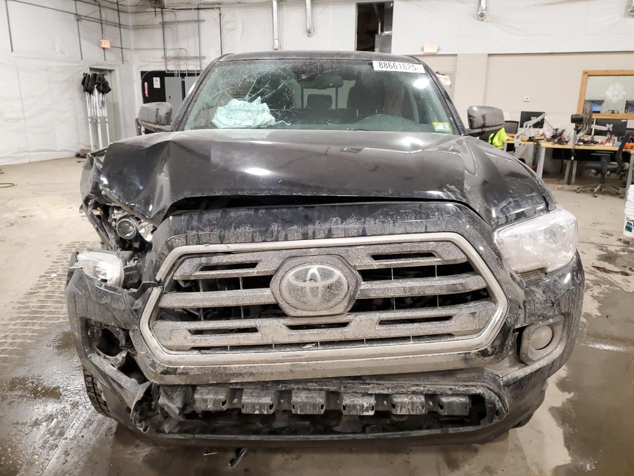 2019 Toyota Tacoma - Image 5