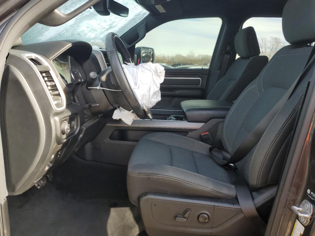 2022 RAM 1500 - Image 7