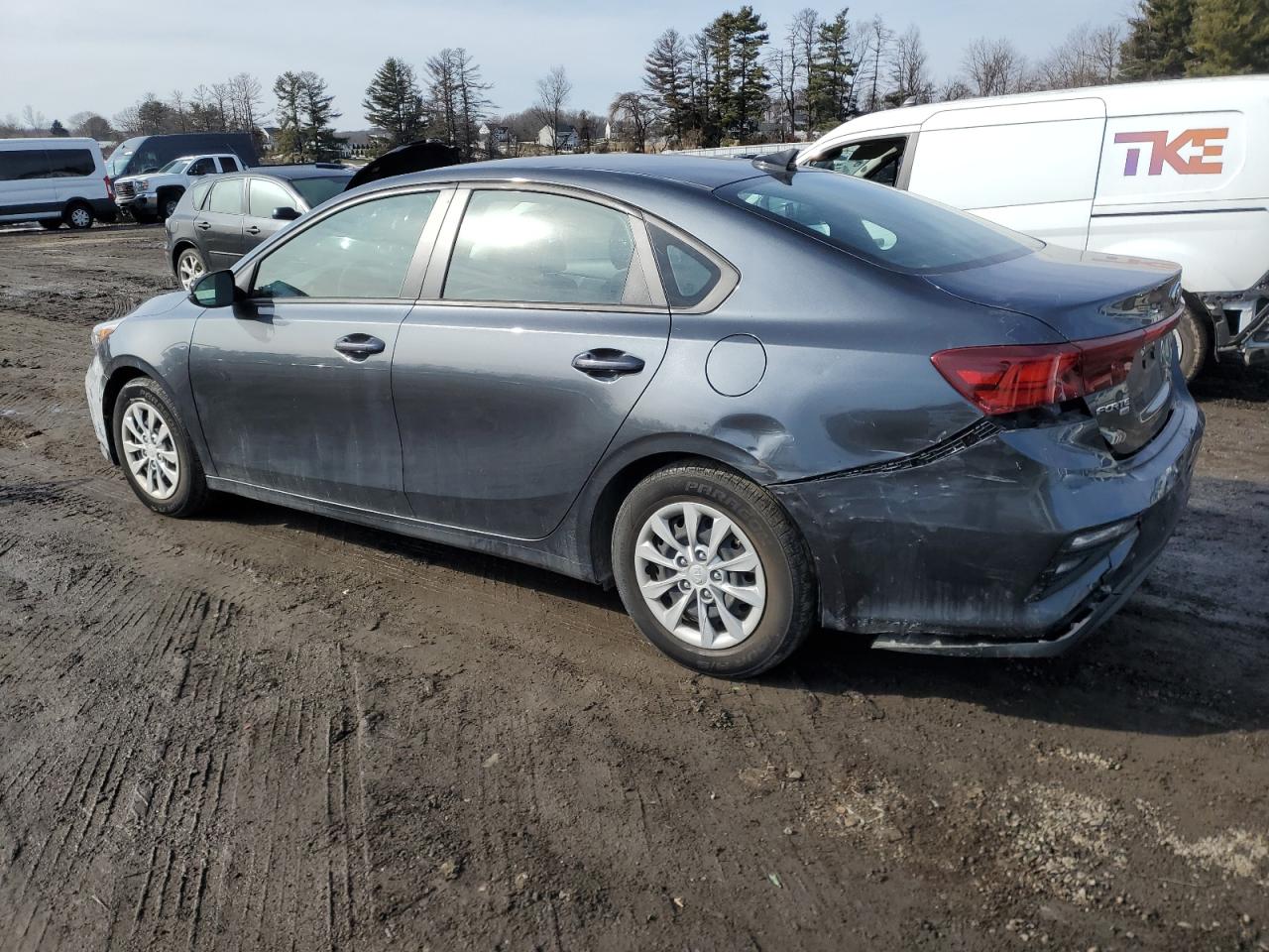 2019 Kia Forte - Image 2