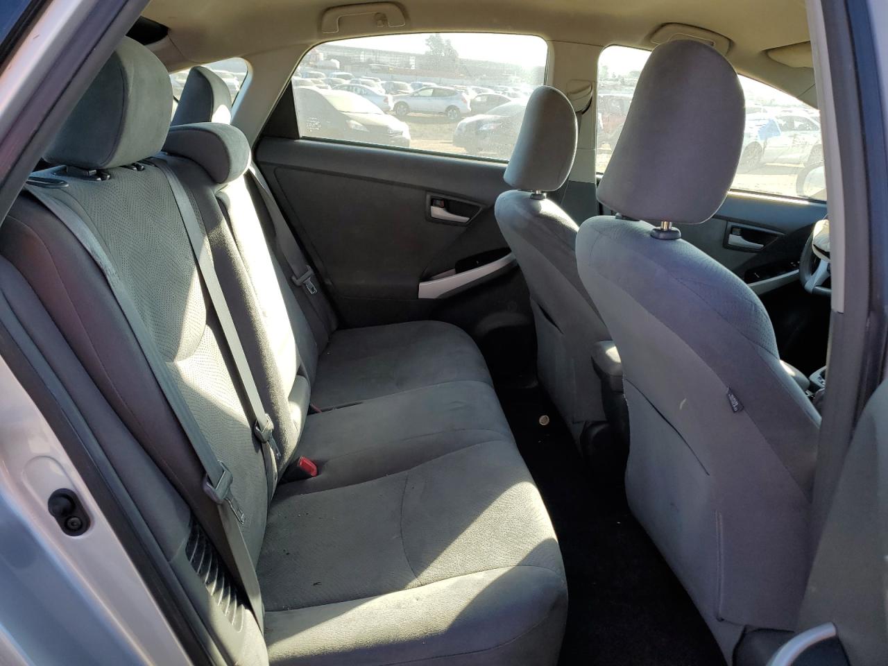 2010 Toyota Prius - Image 11